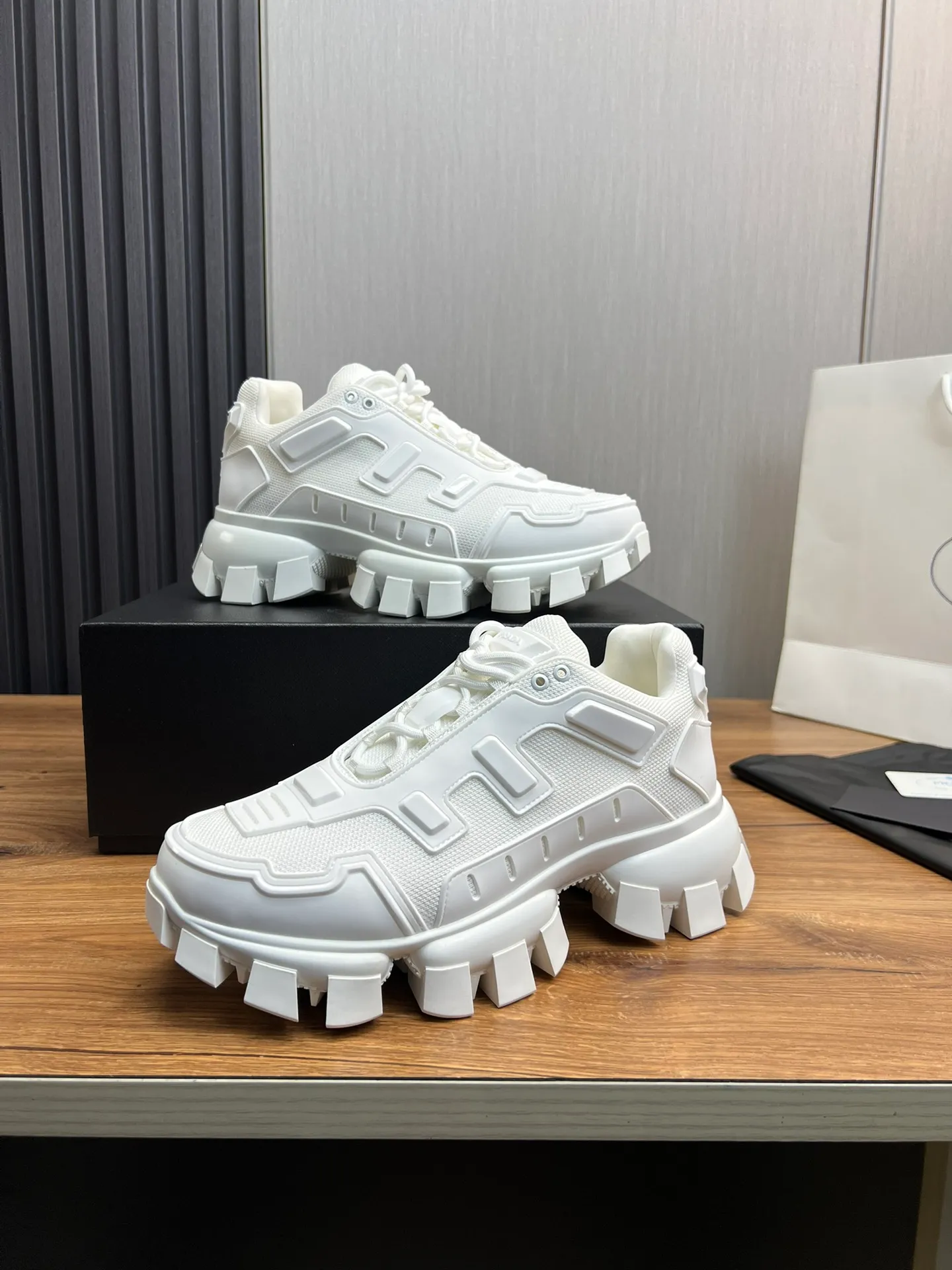 Men's shoes 💰620💰 [PRADA] Hot-selling thick-soled shoes 🔥 Available all year round ✔️Official website synchronization Original fly-knit film fabric + cowhide lining, 1⃣️:1⃣️reproduction, original sole, 38-45 (45 made to order, non-refundable)